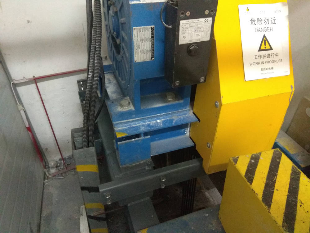 某（mǒu）小區電梯降噪項目