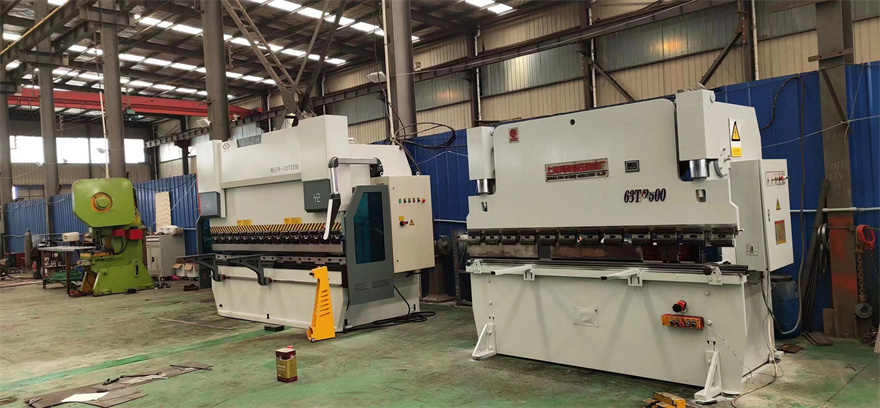 香蕉漫画网——工廠實（shí）拍