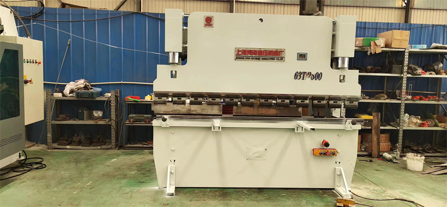 香蕉漫画网——工（gōng）廠實拍（pāi）