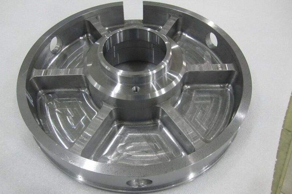 CNC加工中心的工藝(yì)和特點